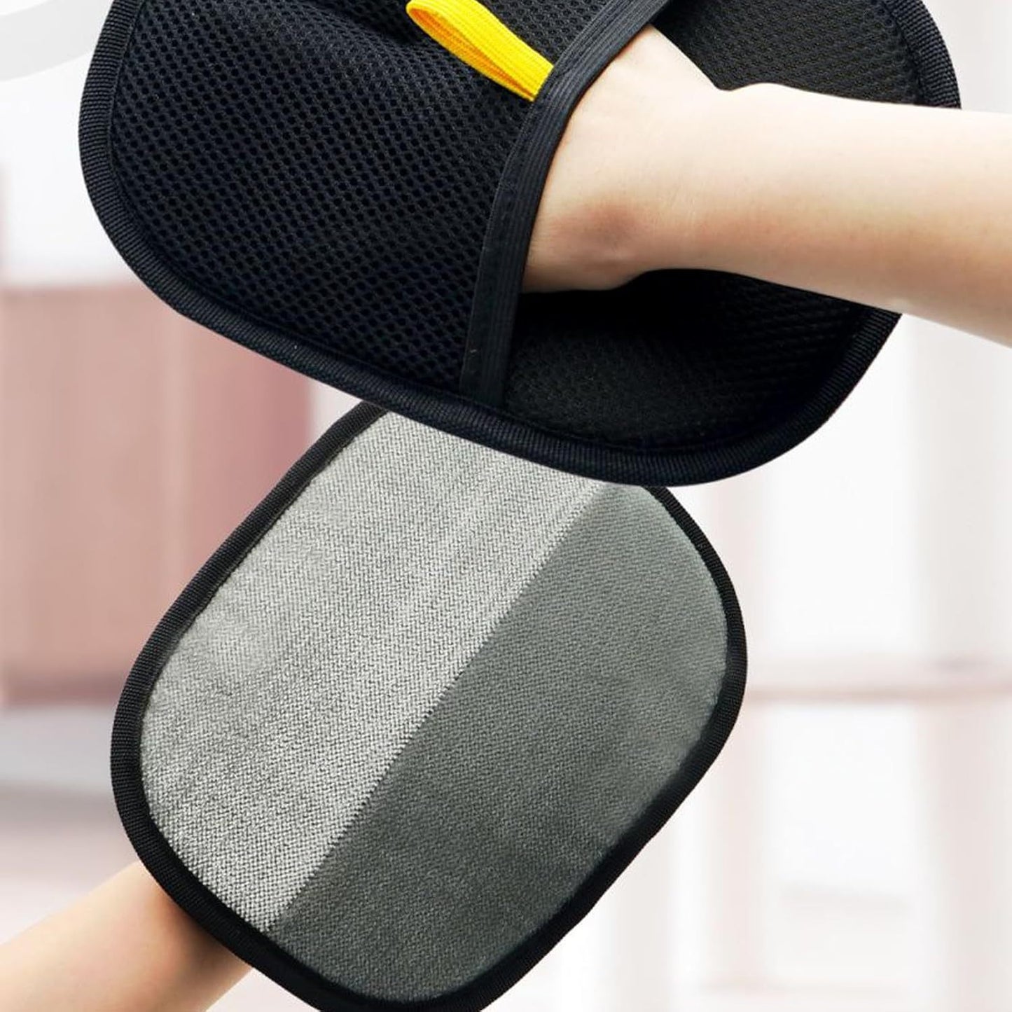 LUXOROA™ hair removal gloves